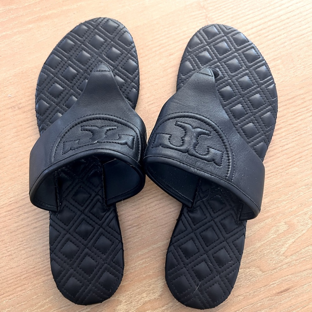 Tory Burch Fleming Flat Thong Sandal
